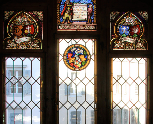 Restauration Bleiverglasung und Wappenfenster Glasmalerei